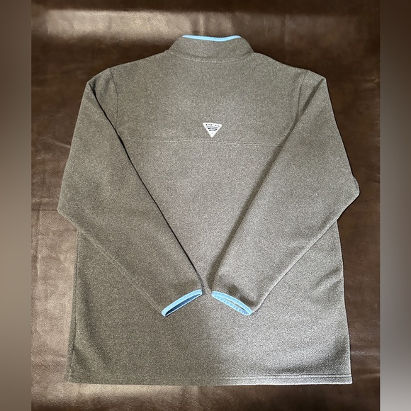 Men's Columbia Gray North Carolina Tar Heels Harborside Fleece Pullover Jacket - Picture 9 of 9